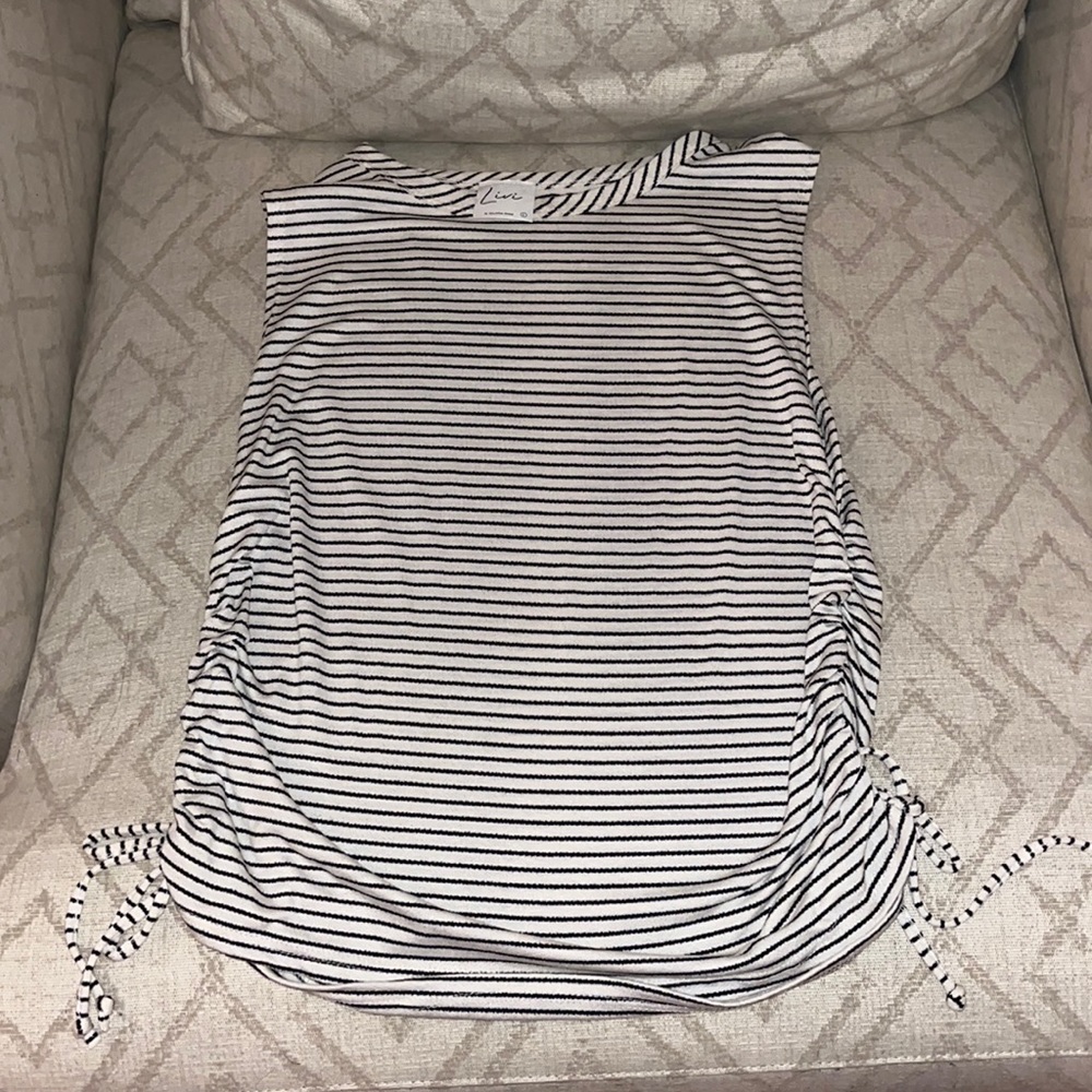 Tank top that ties on the side